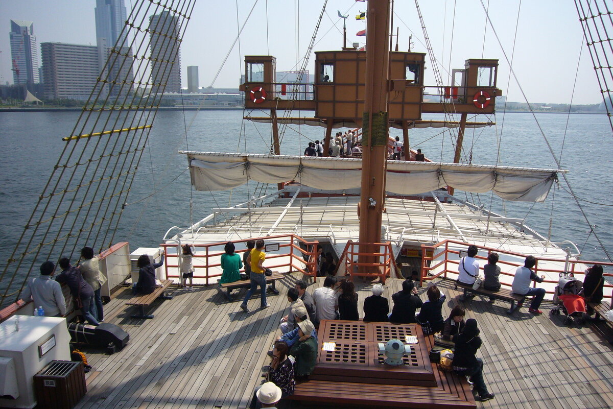 Osaka Bay Cruise Santa Maria | Uniquevenues | Business